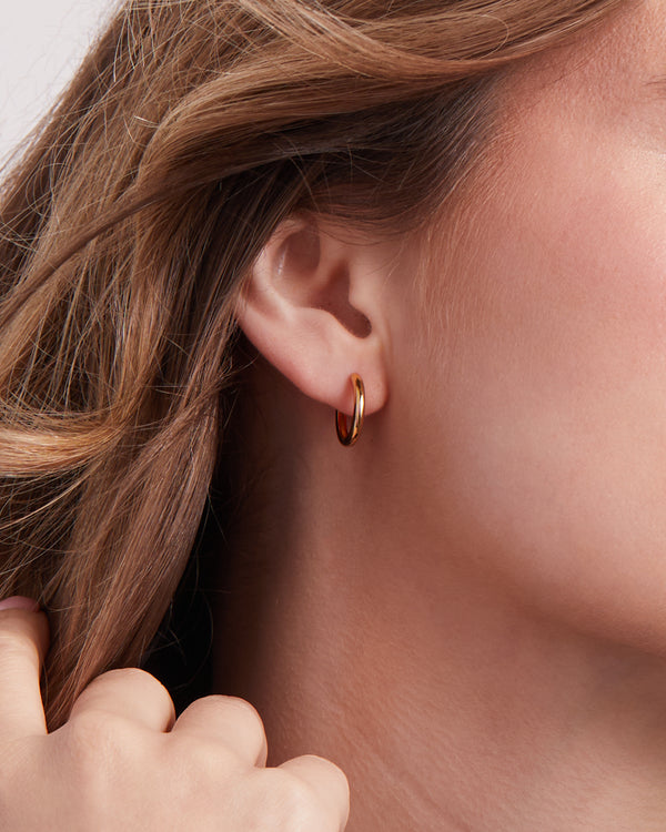 Classic Huggie Hoops