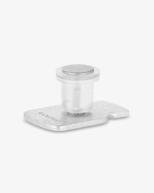 Magnet Pin Converters - V Coterie